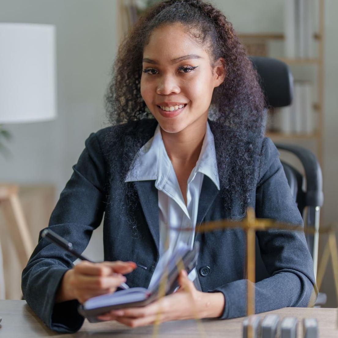 UNITECNAR - PREGRADO EN DERECHO COLOMBIA